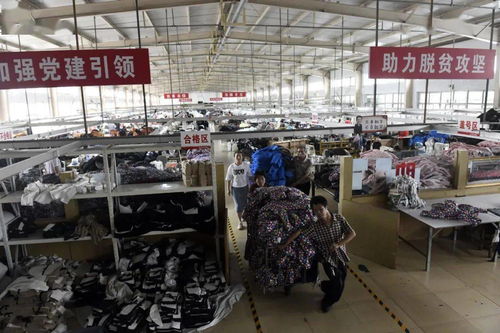 決戰(zhàn)決勝，藝起行動(dòng)丨大愛無(wú)疆 奔向小康 服裝服飾零售業(yè)的時(shí)代使命與暖心實(shí)踐